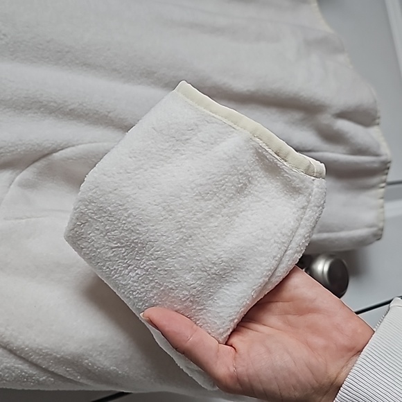 Columbia Fleece Zip-Up Jacket in Women's Size Medium EUC - Picture 9 of 12